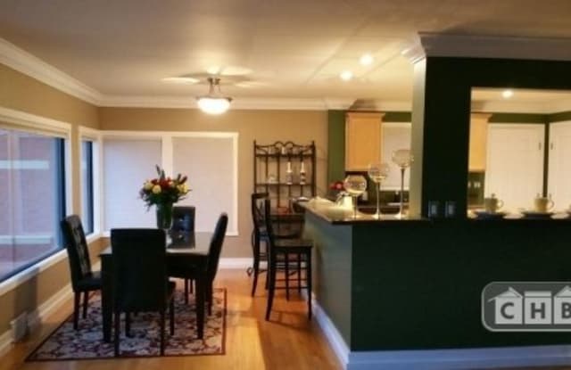 1422 Broadway - 1422 Broadway, Seattle, WA 98122