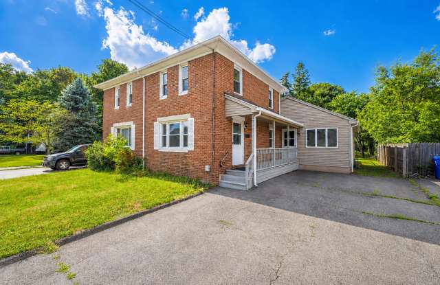 461 Mill St photos photos