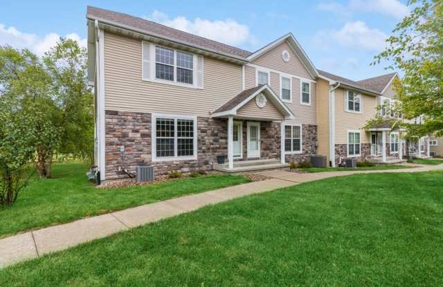 CORNER UNIT!! 3 Bedroom, 2.5 Bathroom Townhome in Ankeny photos photos