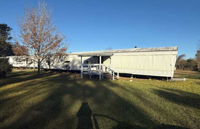 For Rent – Irvington, AL - 12375 Lloyd Road, Mobile County, AL 36544