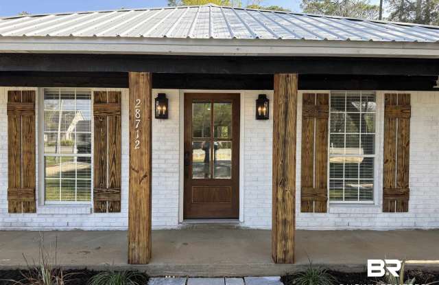 28712 Canal Road Gallery 1