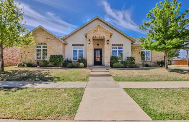 Gorgeous home with Pool photos photos