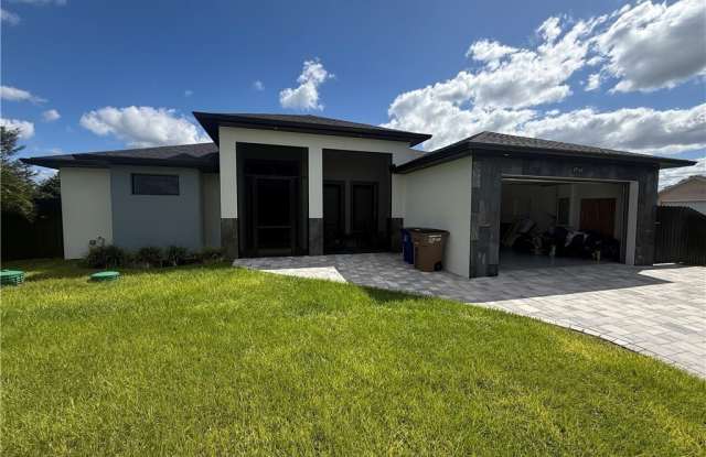 4705 Flora Avenue S Gallery 1