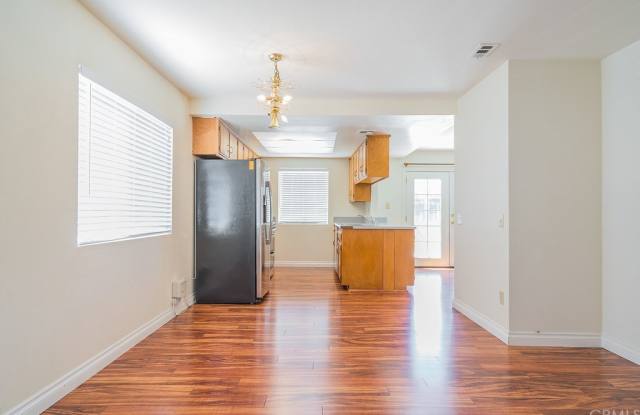 13088 Smoketree Place Gallery 4
