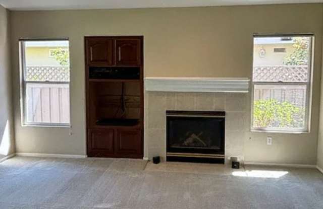 Charming 2-Bed, 2-Bath Home at Sun City Roseville (55+ Active Adult Community) Gallery 4
