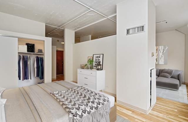Bank Lofts Apartments Gallery 3