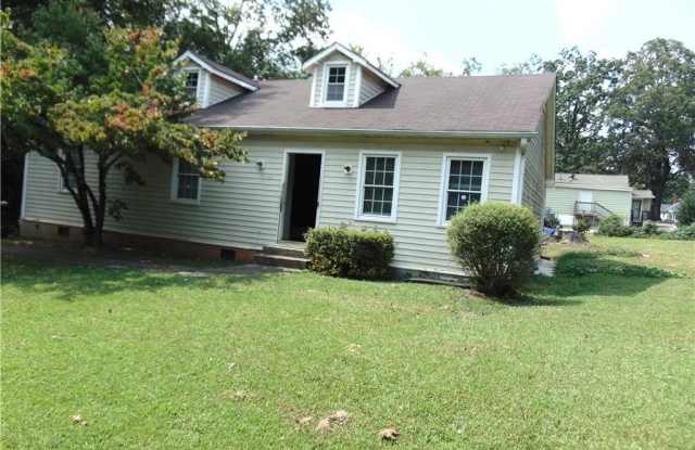 886 Rowland Street photos photos