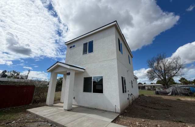 3318 Juanita St Gallery 1