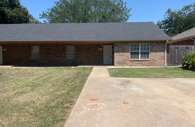 217 W. Locust Street - 217 West Locust Street, Tecumseh, OK 74873