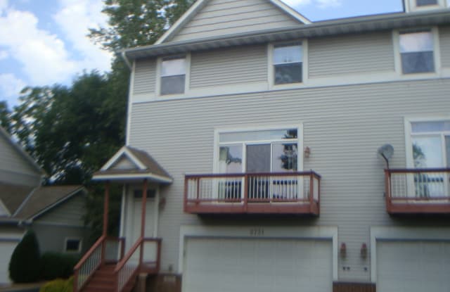 2731 Century Ct - 2731 Century Court, White Bear Lake, MN 55110