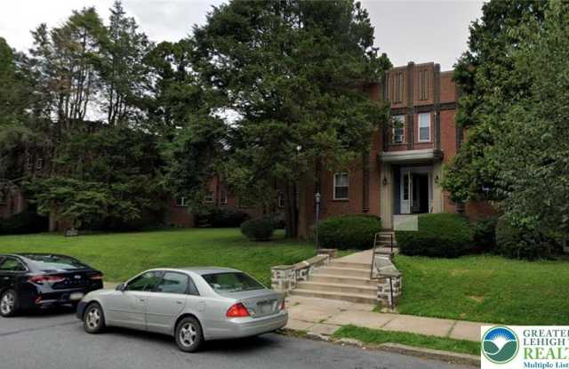 704 6th Avenue unit: 8 photos photos