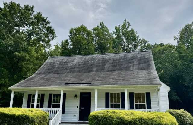 Charming 4-Bedroom, 2-Bathroom Cape Cod located in the highly sought-after Midlothian area of Chesterfield County. photos photos