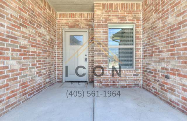4501 Desert Spring Court Gallery 3