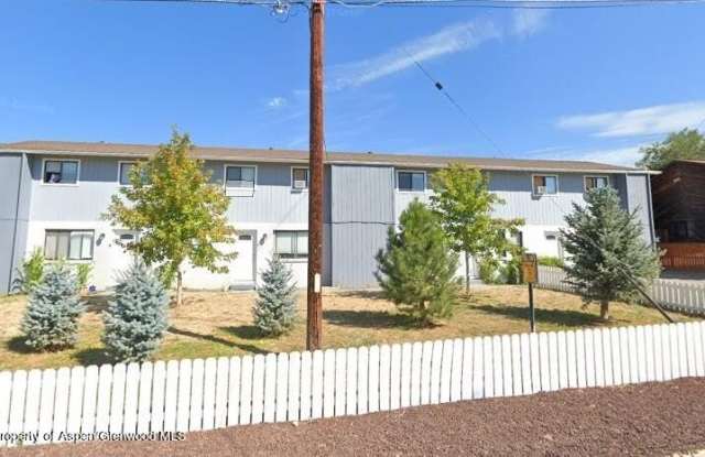 1322 E 7th Street photos photos