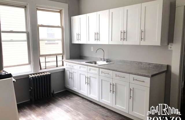 417-419 Leslie Street photos photos