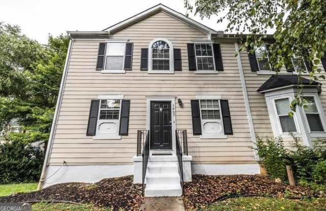 1437 Shiloh Way NW photos photos