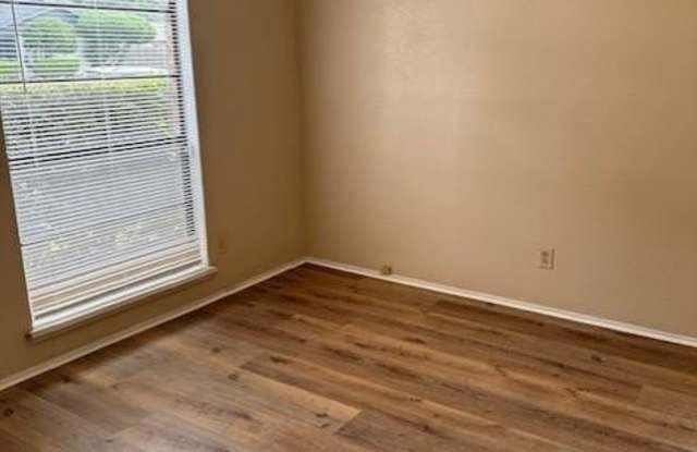 1632 Spanish Trail Gallery 3