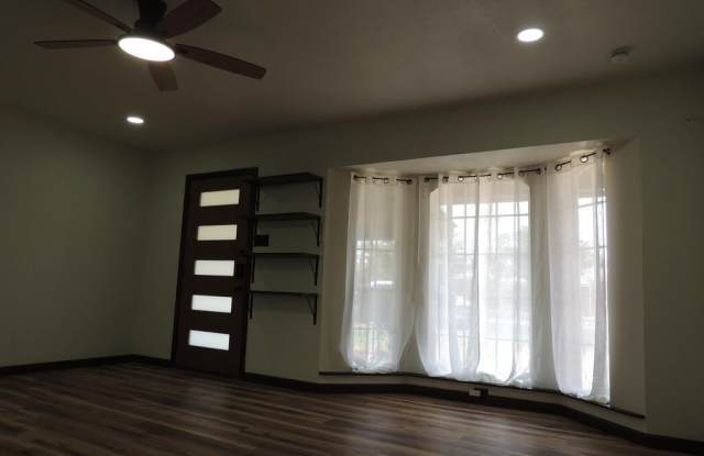 2816 Catalina Dr Gallery 4