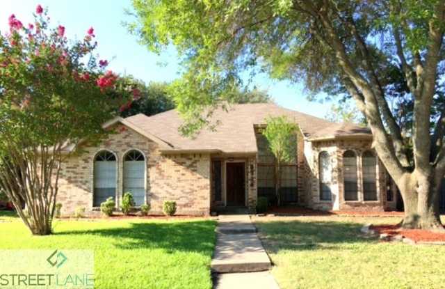 8714 Woodlake Drive - 8714 Woodlake Dr, Rowlett, TX 75088