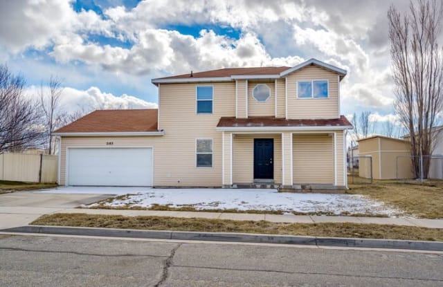 2183 West 2120 North - 2183 West 2120 North, Clinton, UT 84015