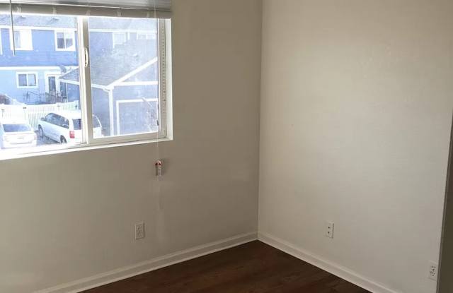 19078 E 58th Ave Gallery 2