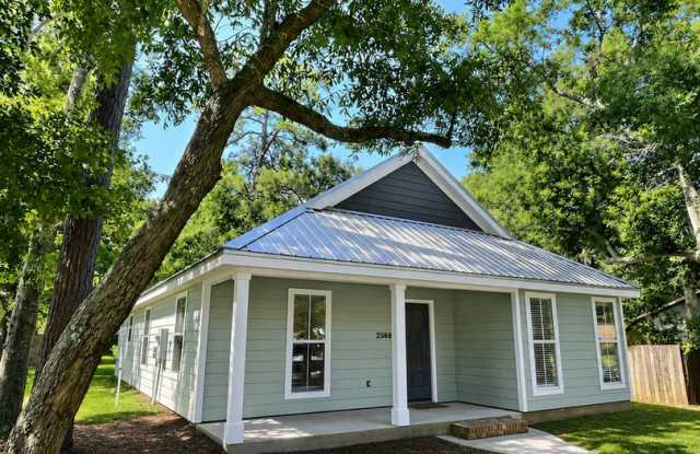 3/2 Coastal Cottage in Golf Cart District | Ocean Springs School District photos photos 3/2 Coastal Cottage in Golf Cart District | Ocean Springs School District photos photos