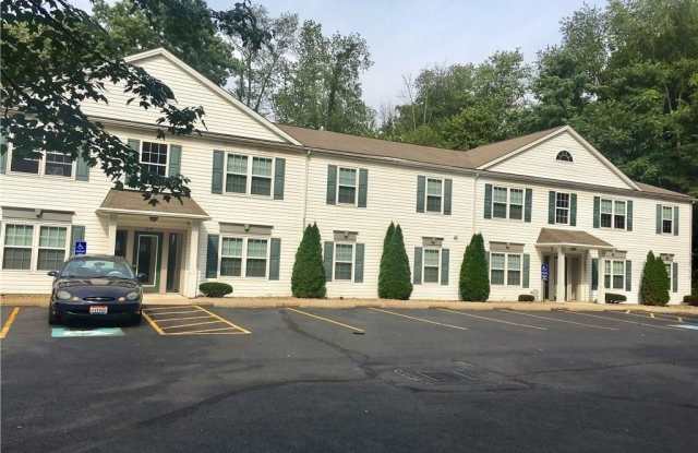 426 Oakwood unit: H - 426 Oakwood Avenue, Wadsworth, OH 44281