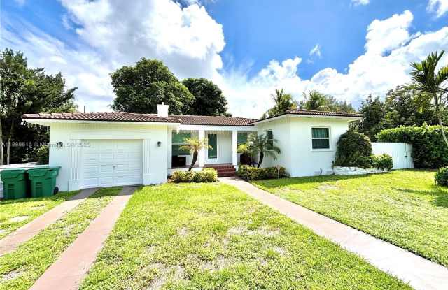 13101 NW Miami Ct - 13101 Northwest Miami Court, Golden Glades, FL 33168 13101 NW Miami Ct - 13101 Northwest Miami Court, Golden Glades, FL 33168