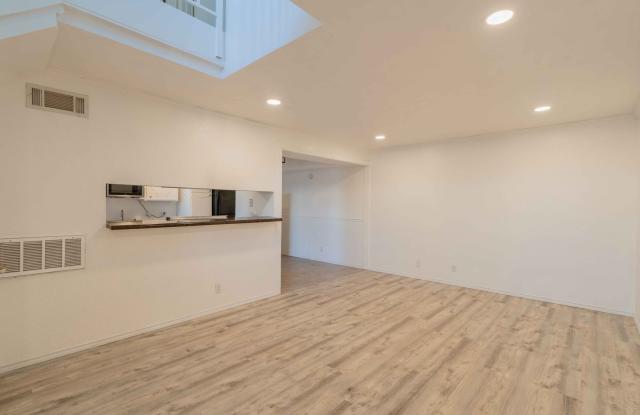 2 Bed | 2.5 Bath in Tulsa! Gallery 3