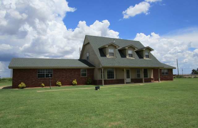 Spacious 3 bedroom 2.5 bath home! Gallery 1
