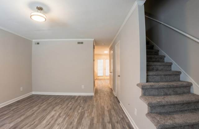 Courtyard Townhomes Gallery 4