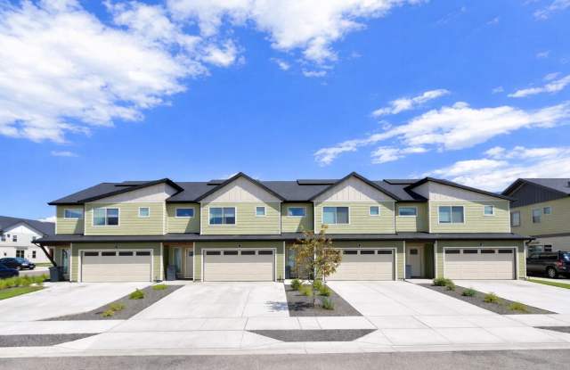 Beautiful 3 bedroom 2.5 bathroom townhouse in Belgrade photos photos