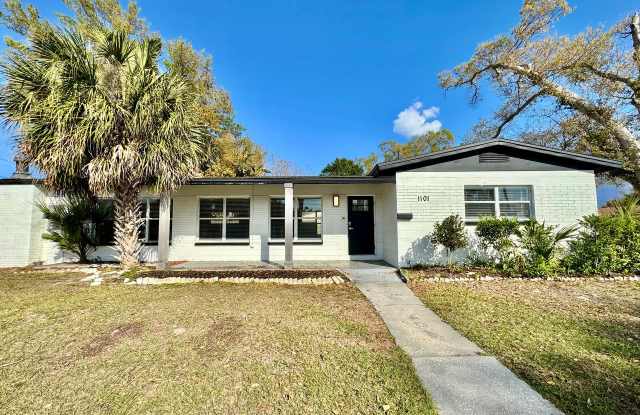 1101 46th St N photos photos