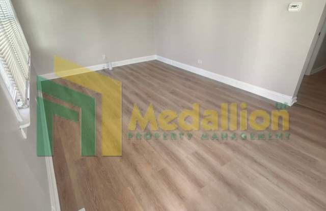 Spacious 1-Bedroom Single-Family Home with Large Fenced Yard Gallery 3