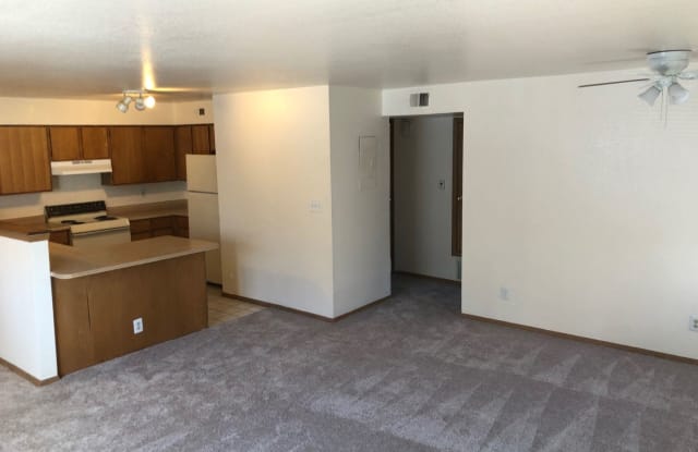147 S Zang Way #D - 147 South Zang Way, Lakewood, CO 80228