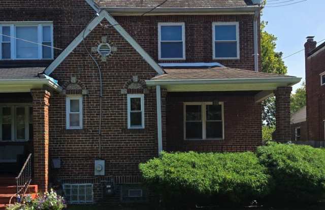 3941 ALABAMA Avenue SE Gallery 1