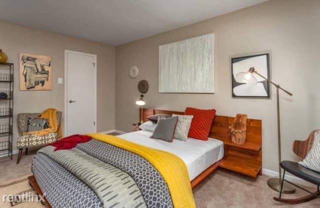 201 E St SE - 201 E Street Southeast, Washington, DC 20003