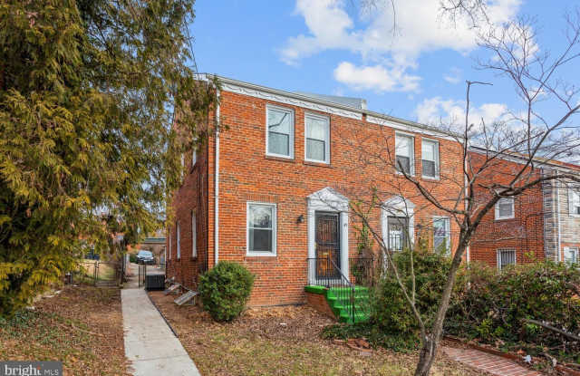 49 UNDERWOOD PLACE NW - 49 Underwood Place Northeast, Washington, DC 20012