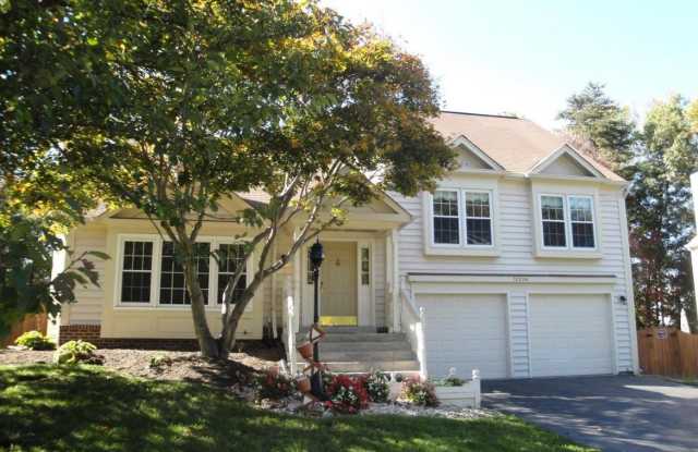 12324 Knightsbridge Drive - 12324 Knightsbridge Drive, Lake Ridge, VA 22192
