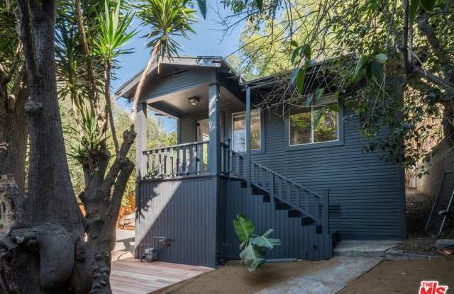 4013 SUNSET DR photos photos