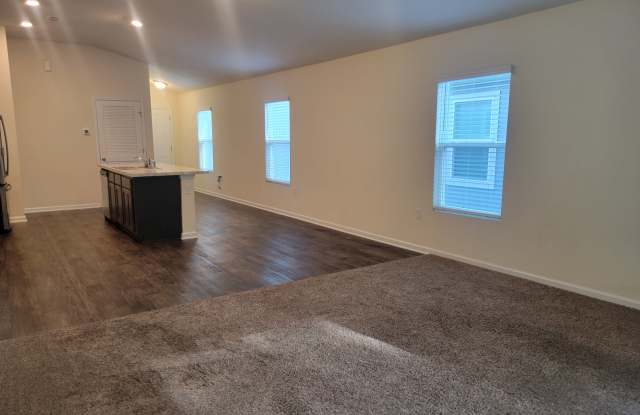7940 Meadow Walk Lane Gallery 4