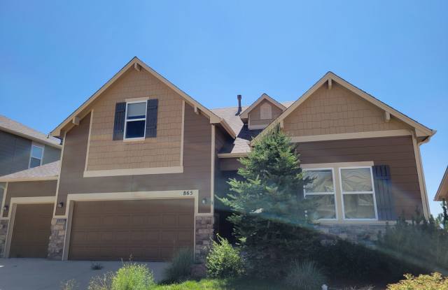 4 Bed 3 Bath home with A/C and a gas fireplace, Available 5/8! - MileStone Real Estate Services photos photos