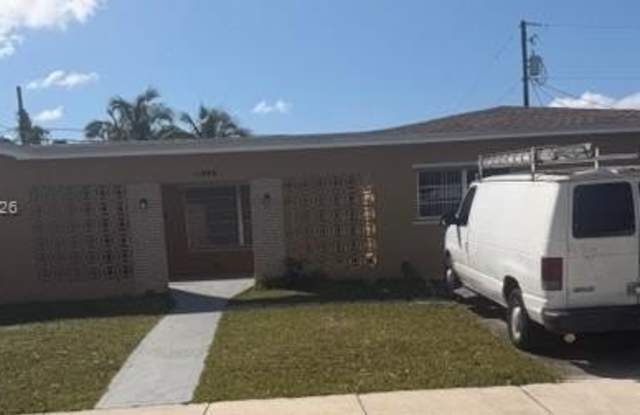 11000 SW 176th St photos photos