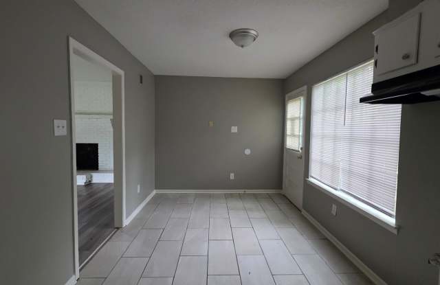 5061 Chesterton Cv Gallery 3