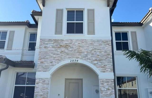 2894 SE 26th Ter photos photos