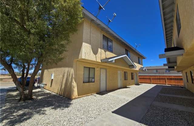 8318 Dogbane Avenue - 8318 Dogbane Avenue, California City, CA 93505