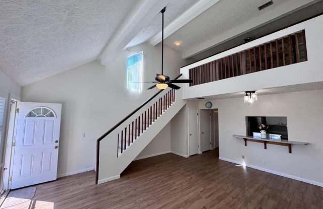 634 Gulf Aire Dr Gallery 3