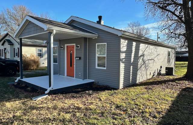 1112 W Heerdink Ave - 1112 West Heerdink Avenue, Evansville, IN 47710 1112 W Heerdink Ave - 1112 West Heerdink Avenue, Evansville, IN 47710