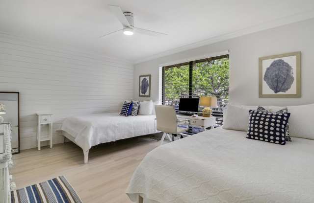 438 Brackenwood Lane S Gallery 3