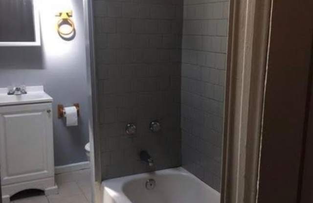 Spacious Rooms! W/D Hook Up! Available Now! photos photos Spacious Rooms! W/D Hook Up! Available Now! photos photos